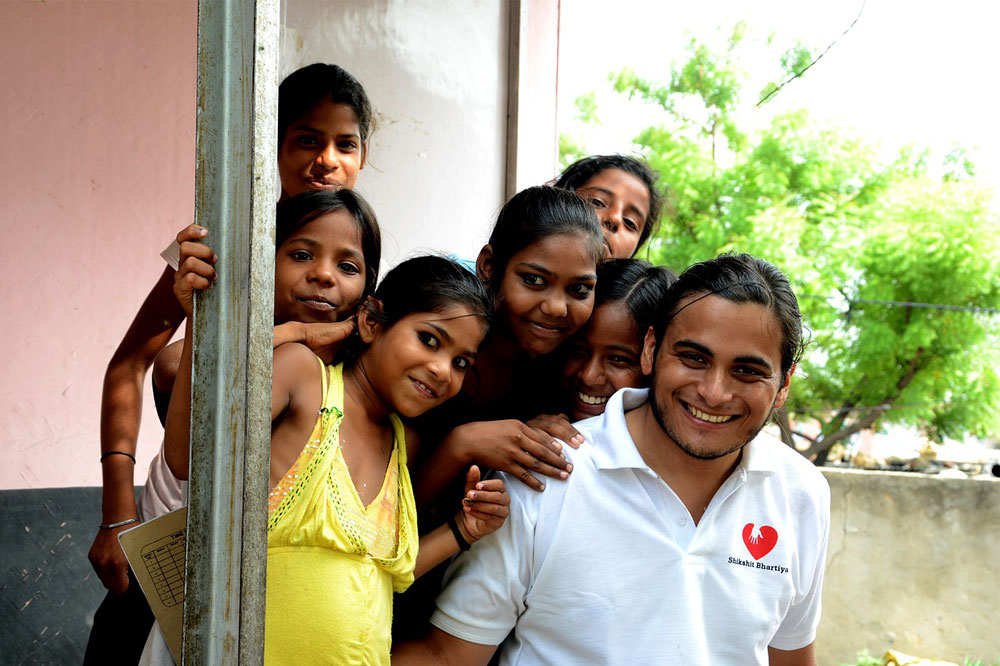 Al momento stai visualizzando Volunteer for a Charity