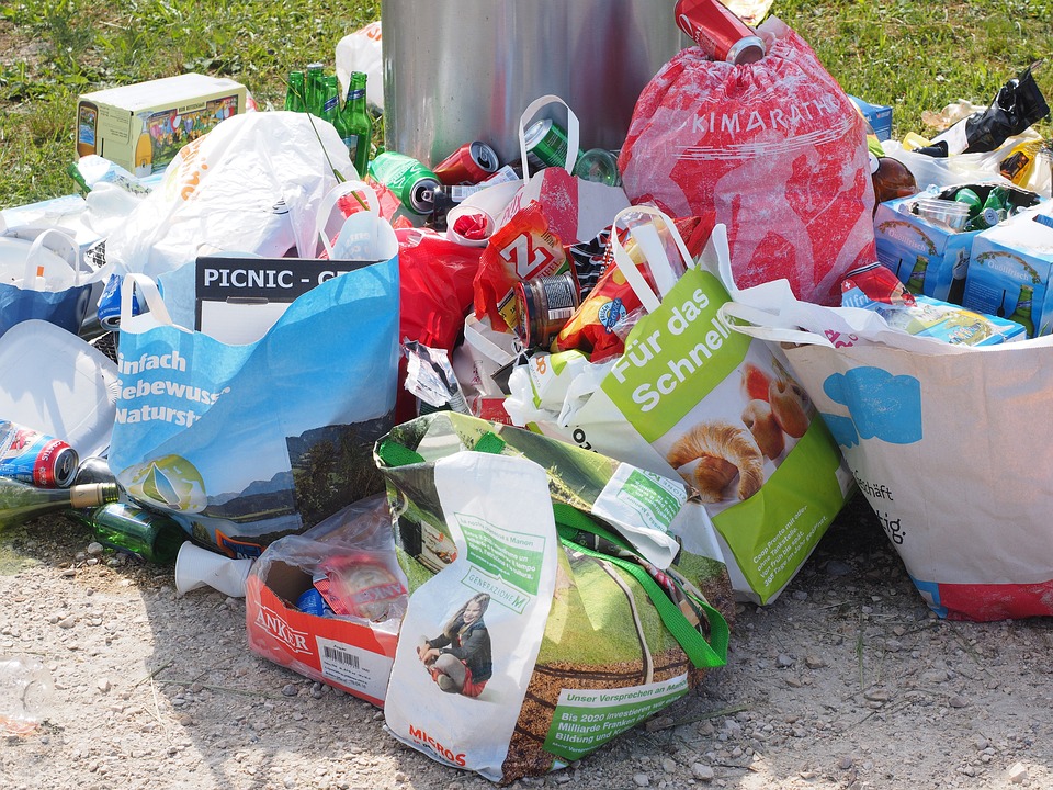Al momento stai visualizzando Tassa sui rifiuti, illegittimo far pagare di più ai cittadini non residenti. Luongo (MDC): “Finalmente si mette un freno all’anarchia dei Comuni e si apre la strada a migliaia di rimborsi”