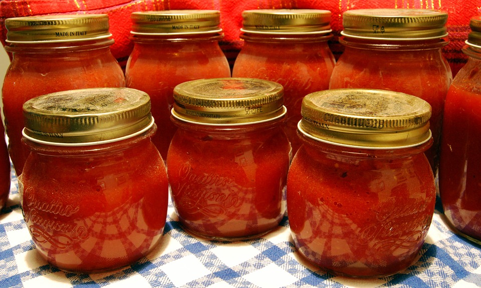 Scopri di più sull'articolo Pomodoro e conserve, introdotto obbligo d’origine in etichetta. MDC: “Passo importante a tutela dei cittadini che vogliono sostenere il Made in Italy, ma la vera battaglia è in Europa”