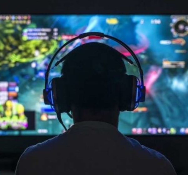 Al momento stai visualizzando Videogiochi: dopo le denunce del Movimento Difesa del Cittadino l’Antitrust chiude le inchieste e rende obbligatori gli impegni proposti Electronic Arts e l’Activision Blizzard. Per l’associazione milioni di gamers e tasche dei genitori più tutelati, ma resta ancora molto da fare