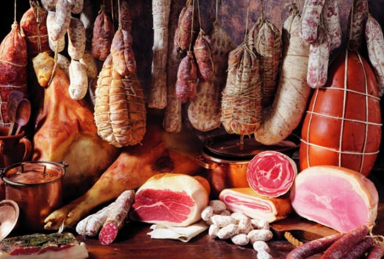 Scopri di più sull'articolo Stop alla querelle sui salumi di Calabria DOP. Il Ministero delle politiche agricole e forestali fa chiarezza sull’uso delle denominazioni utilizzate da un consorzio di tutela